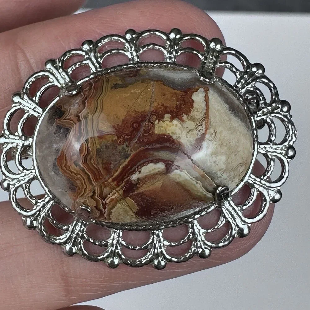 Vintage Artisan Brooch‎ Pin 1.25 Inch Crazy Lace Polished Agate Stainless Steel